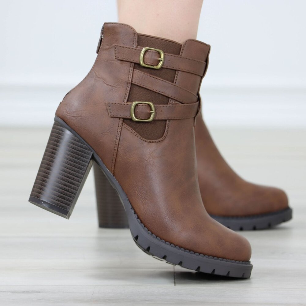 Brown Ankle Boots Chunky Lug Block Heel Synthetic Leather Round Toe - Picture 2 of 13